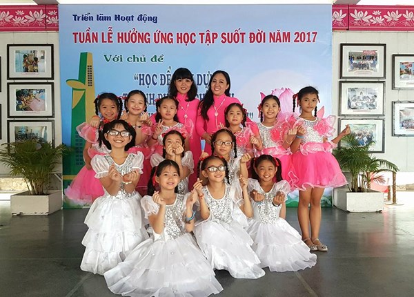 Văn nghệ khai mạc
